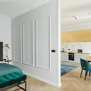 Hotel apartamentowy No.4