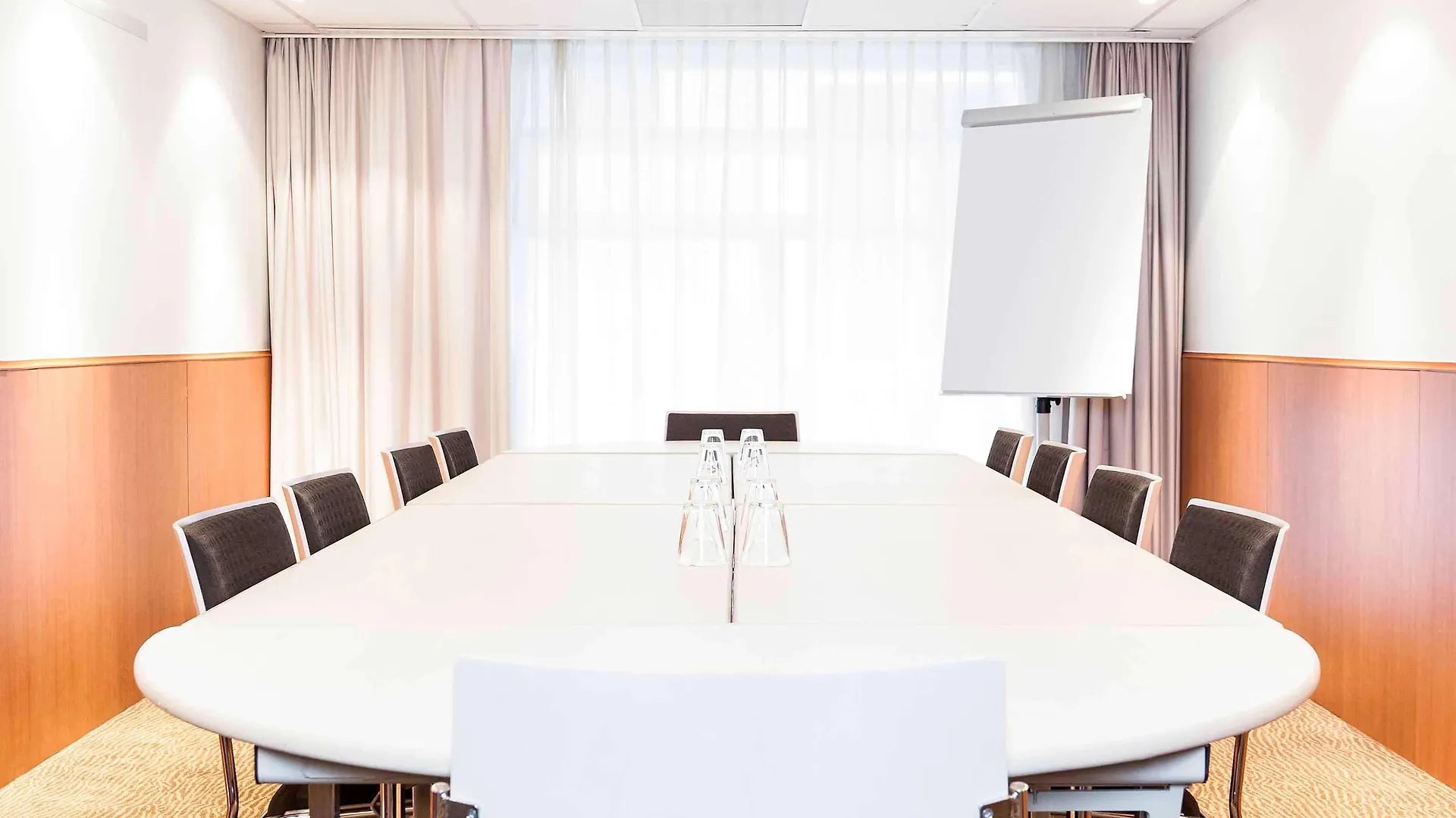 Novotel Gent Centrum 3*, Gand